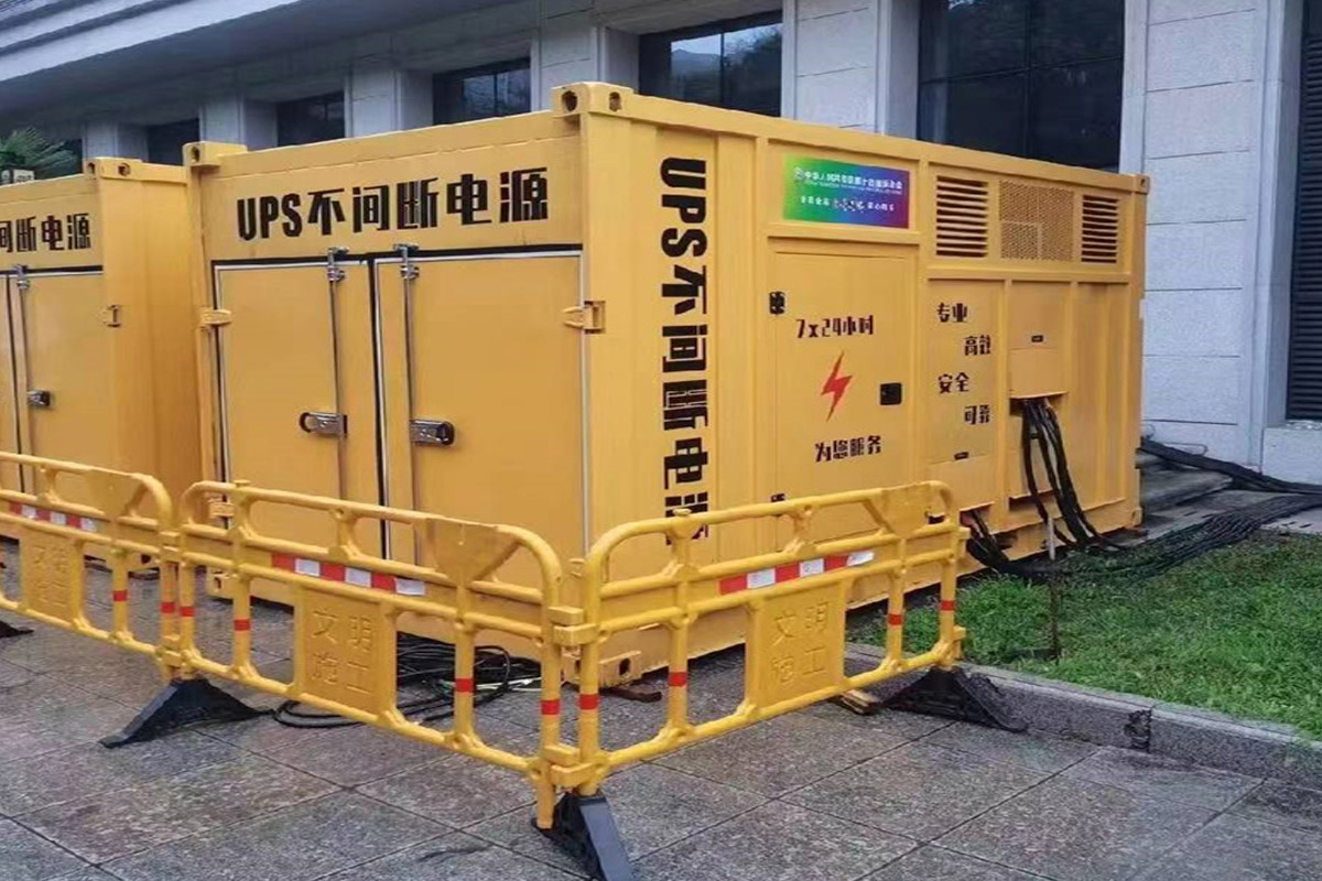 平原发电机租赁施工现场